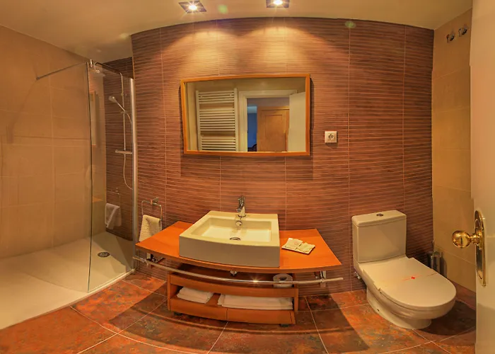 Casa Custodio Hotel 3*